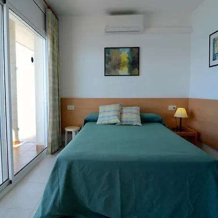 Treputxell 2-1 Holiday home