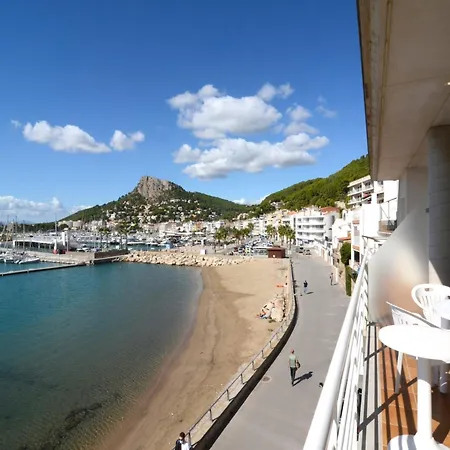 By Costa Brava With Pool 度假居 *