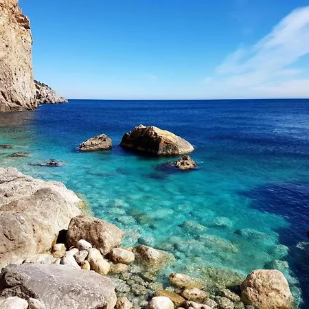 By Costa Brava With Pool 度假居 埃斯塔蒂特